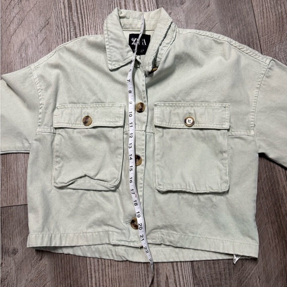 Zara cropped faded neon green denim jacket
Looks new Jean Small - Picture 4 of 6